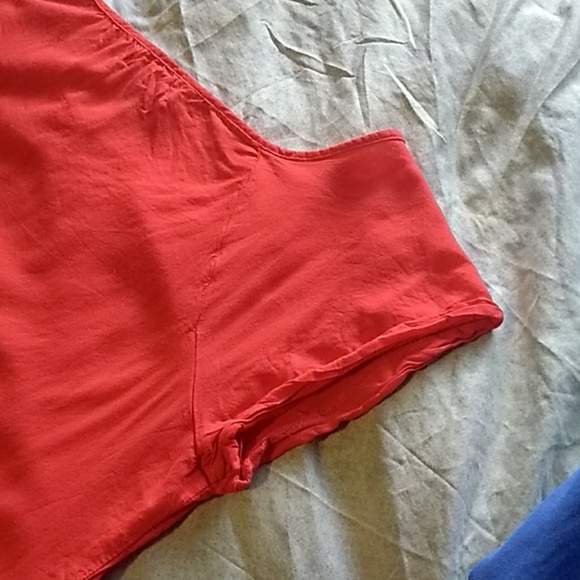 Light weight, Old Navy blouse - Picture 4 of 4